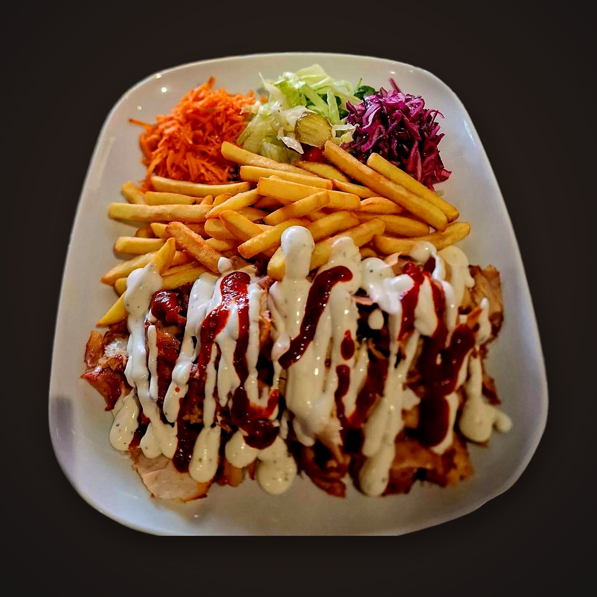 Talerz Kebab z frytkami